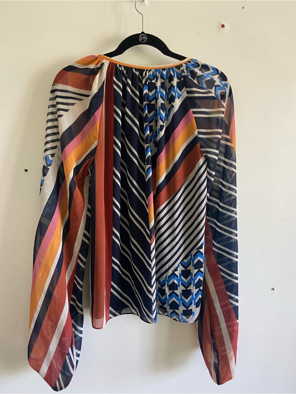 Ramy Brook Vibrant Geometric Partern Tie Neck Blouse Flowy Lightweight Size M - Picture 6 of 8